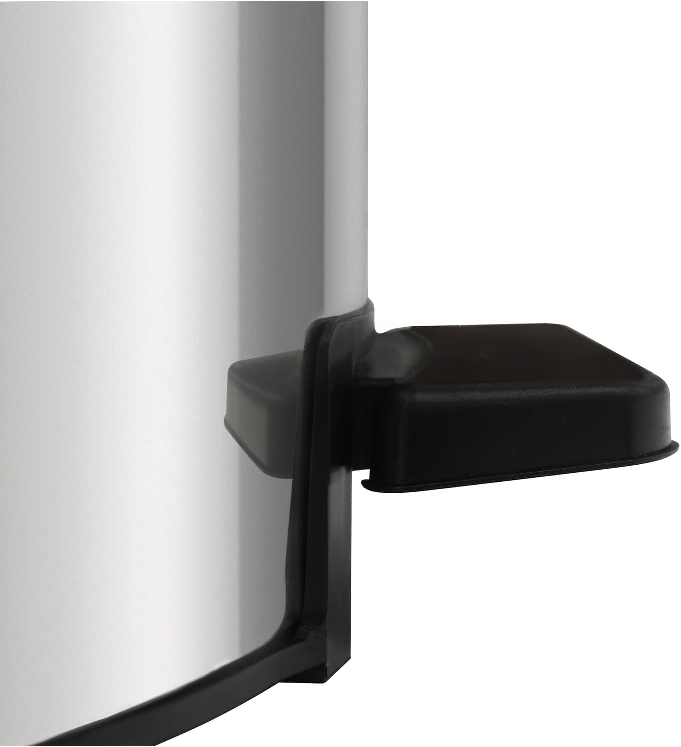 Lixeira com Pedal Tramontina Loop em Aço Inox com Acabamento Polido e Balde Interno 20 L
